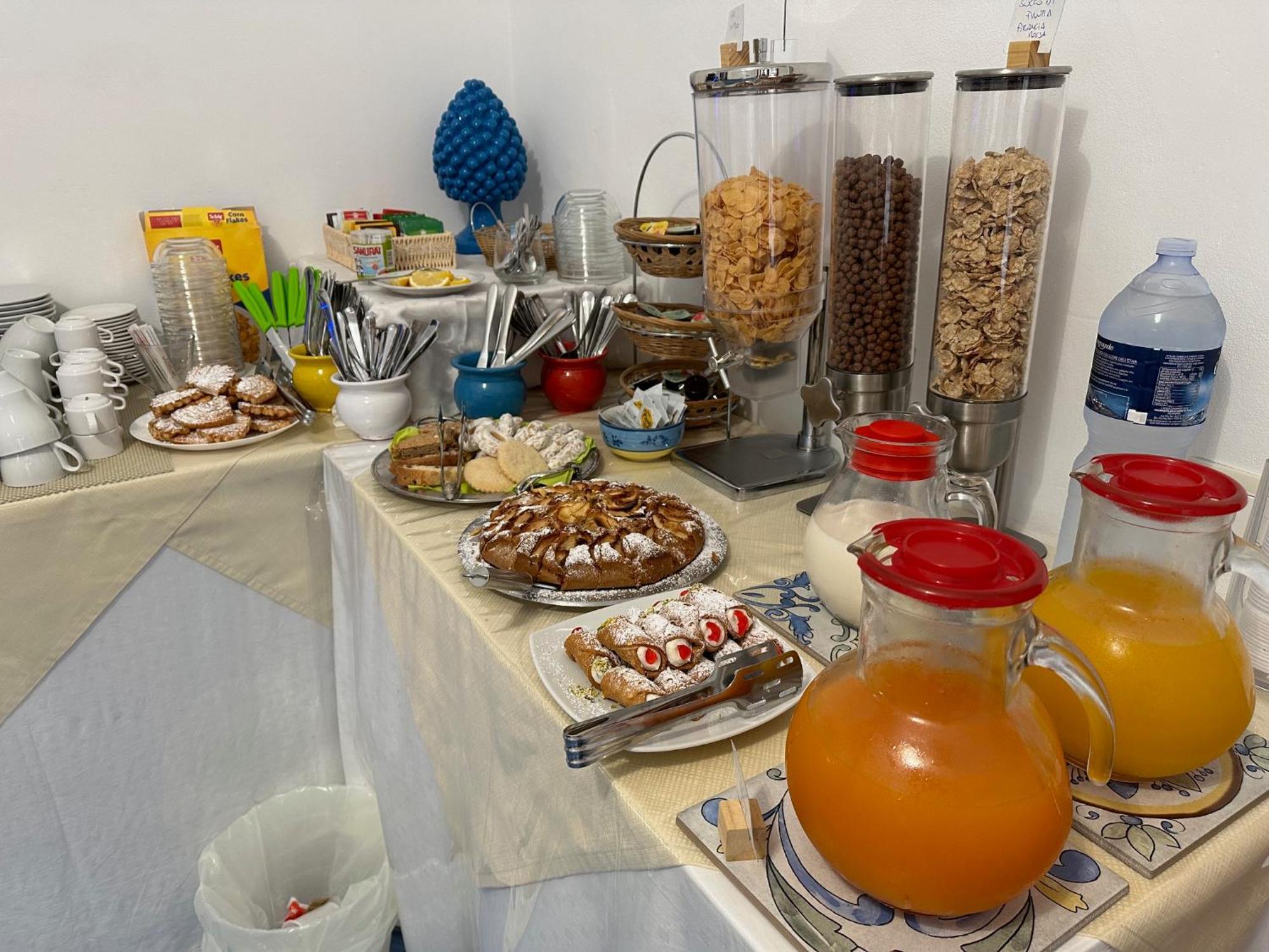 Badia Rooms & Breakfast Кастелламмаре-дель-Гольфо Екстер'єр фото